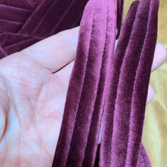 Vera Bradley Quilted Velour Tote Shoulder Handbag Burgundy EUC - Picture 13 of 13